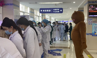 致敬醫(yī)護(hù)崗位的女神們！